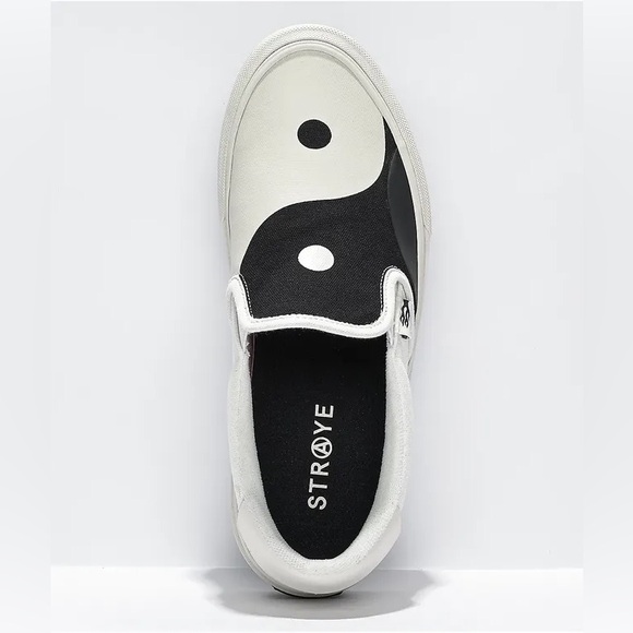 NEW Straye Ventura One Love yin and yang Slip-On Skate Shoes men’s 9.5 sneakers - Picture 1 of 15